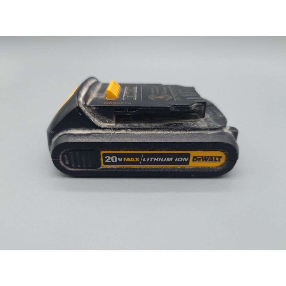 DEWALT BATTERY DCB201 2AH / 20V [GNH023528]